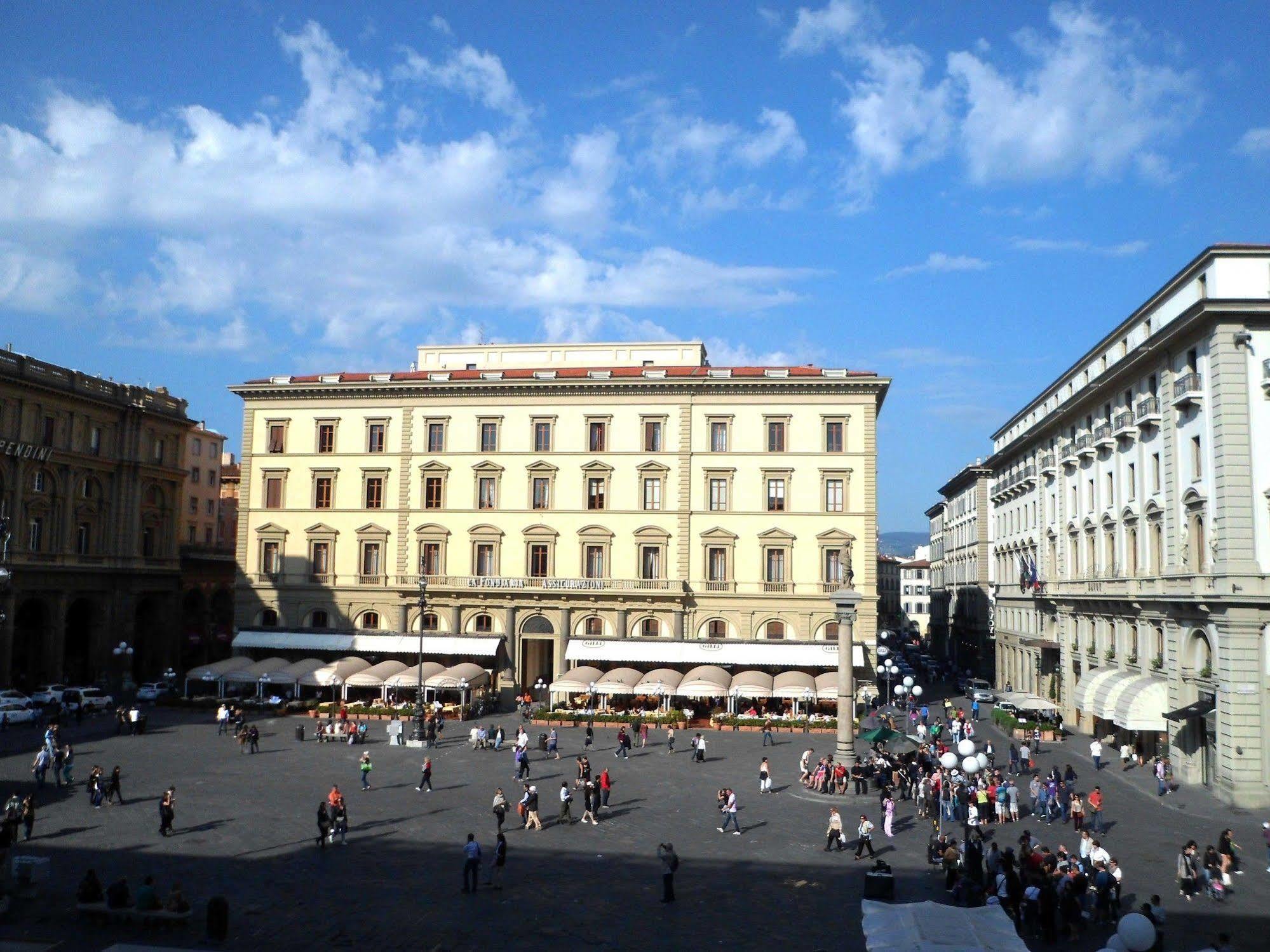 B&B Repubblica ฟลอเรนซ์ ภายนอก รูปภาพ