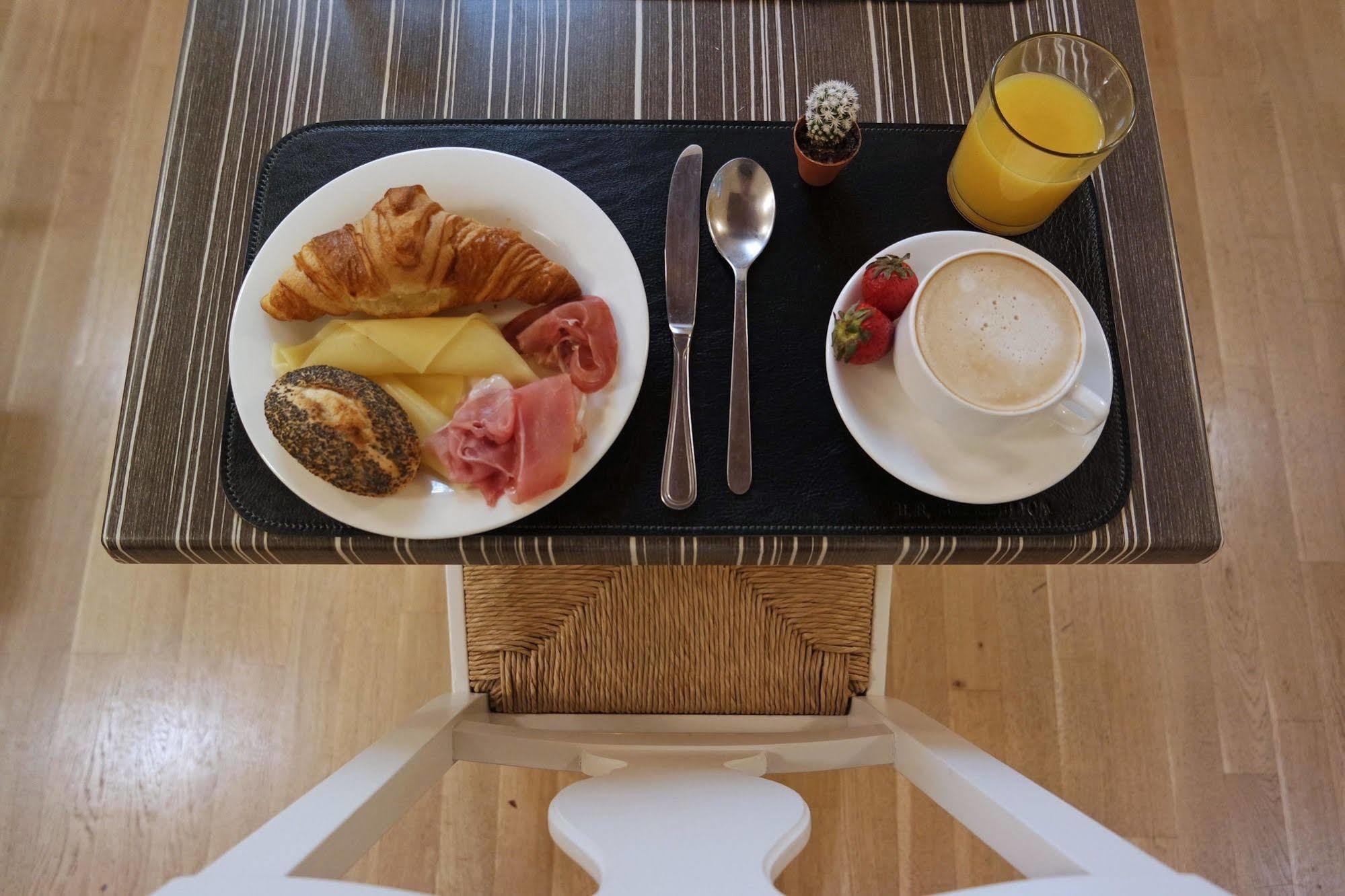 B&B Repubblica ฟลอเรนซ์ ภายนอก รูปภาพ