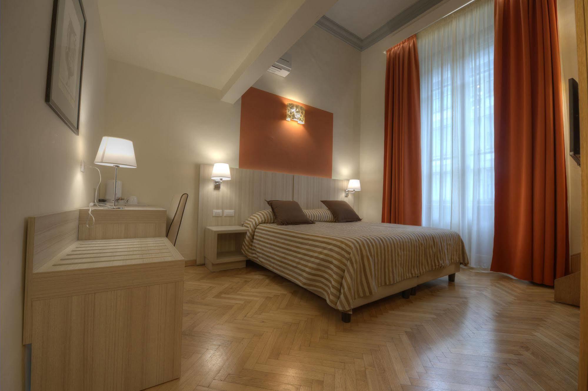 B&B Repubblica ฟลอเรนซ์ ภายนอก รูปภาพ
